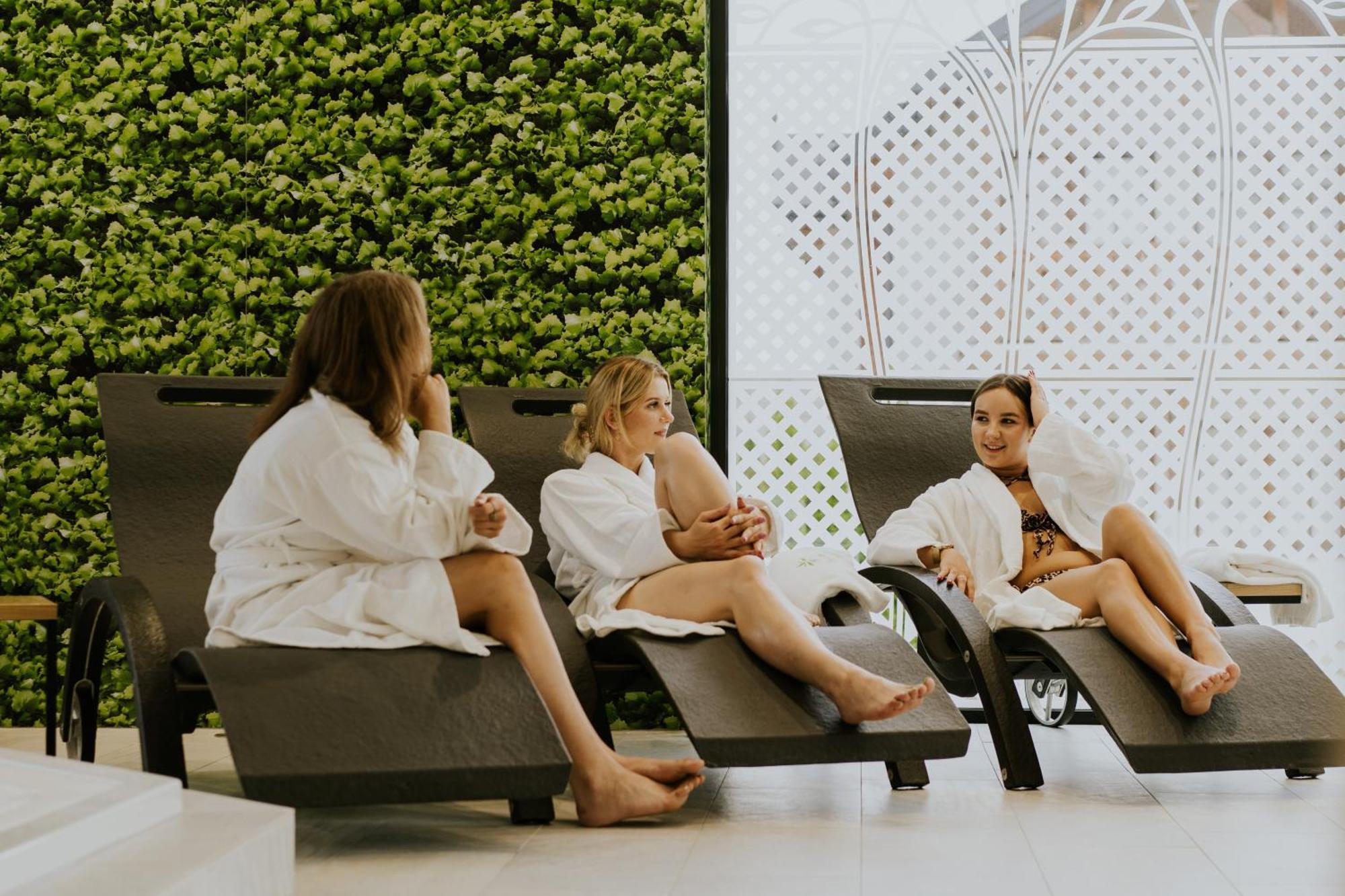 Aura Medical Spa Nałęczów Exterior foto